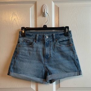 Medium Wash Mom Shorts